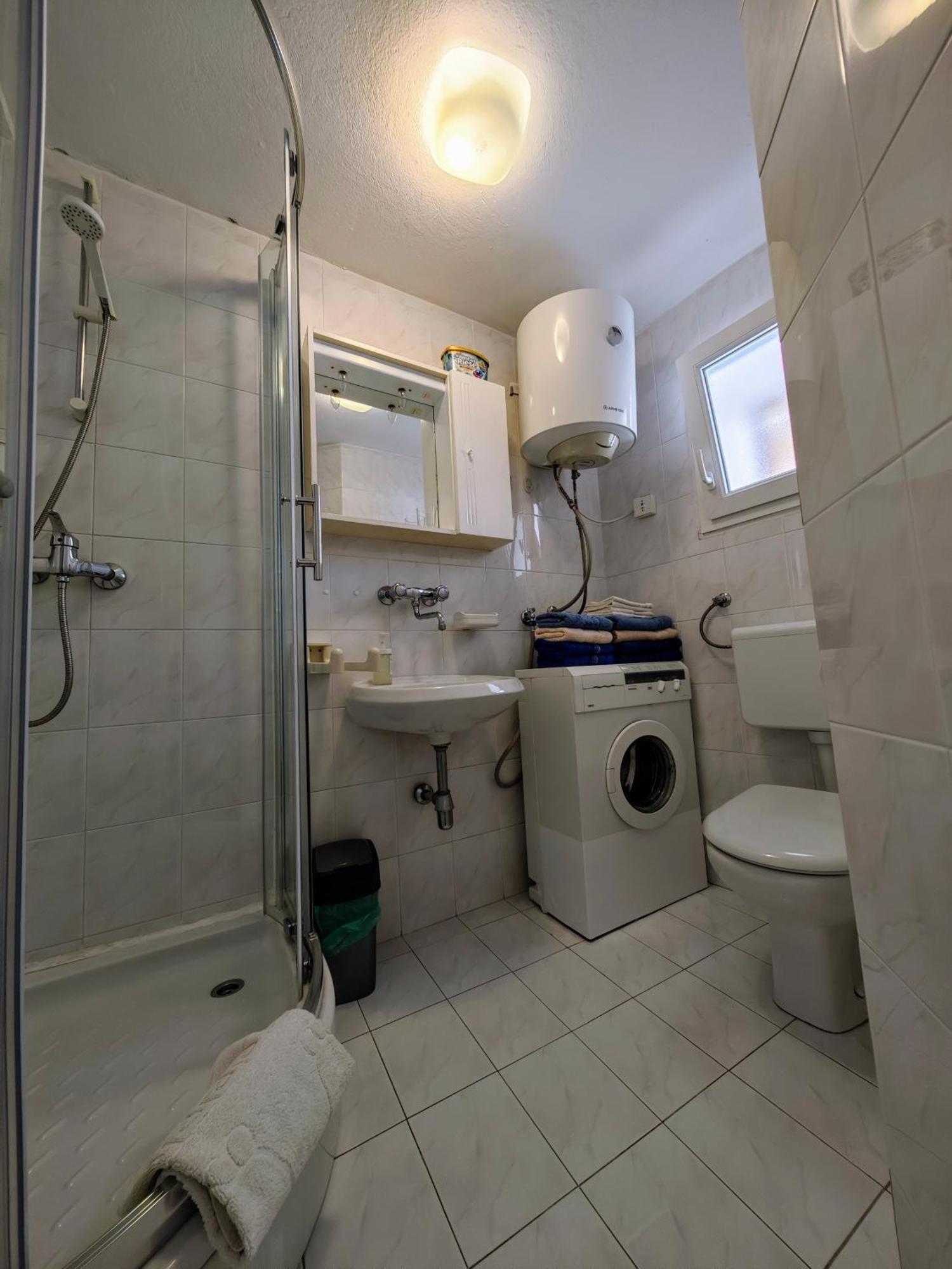 Neva With Terrace Apartma