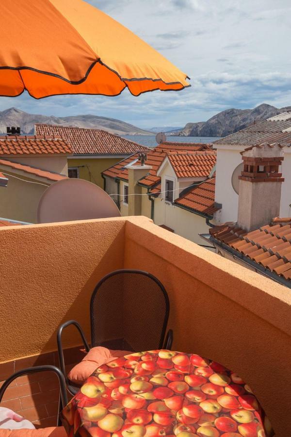 Apartma Neva With Terrace Baska (Krk)